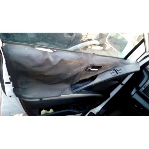 toyota corolla verso (r1) del año 2005