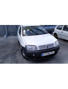 fiat punto berlina (188) del año 2011