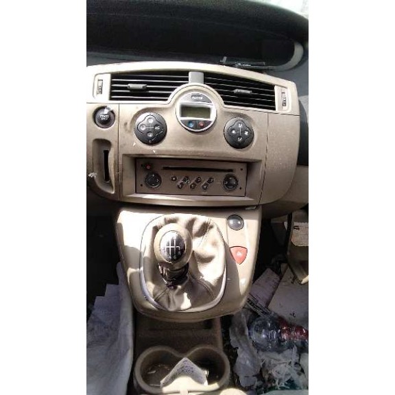 renault scenic ii del año 2006