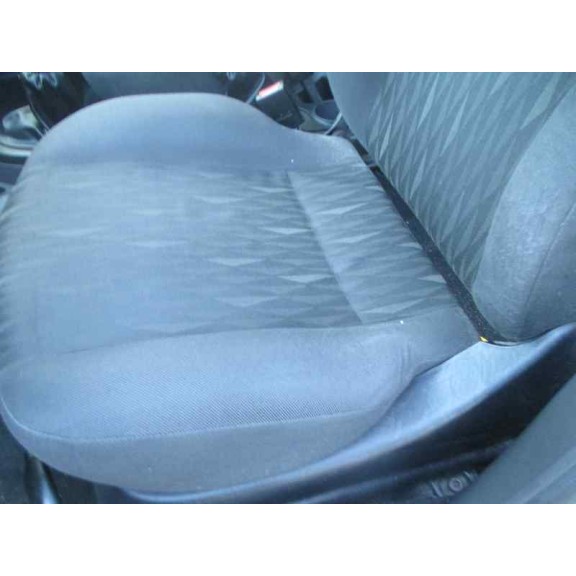 ford focus berlina (cak) del año 2003