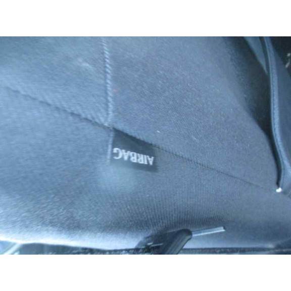 ford focus berlina (cak) del año 2003