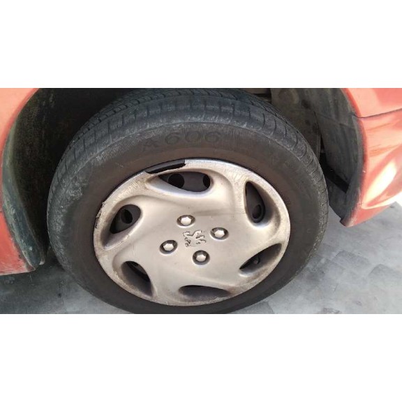 peugeot 206 berlina del año 2001