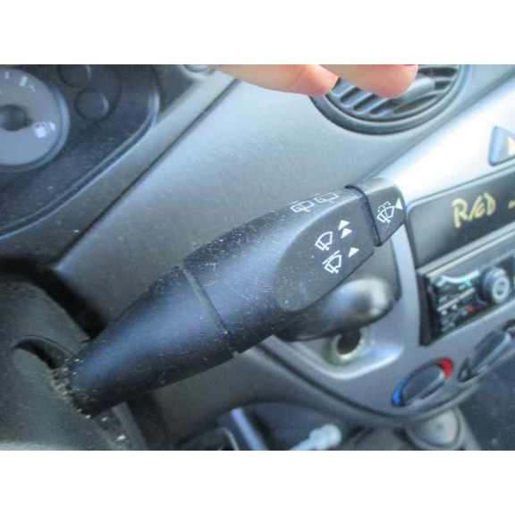 ford focus berlina (cak) del año 2003