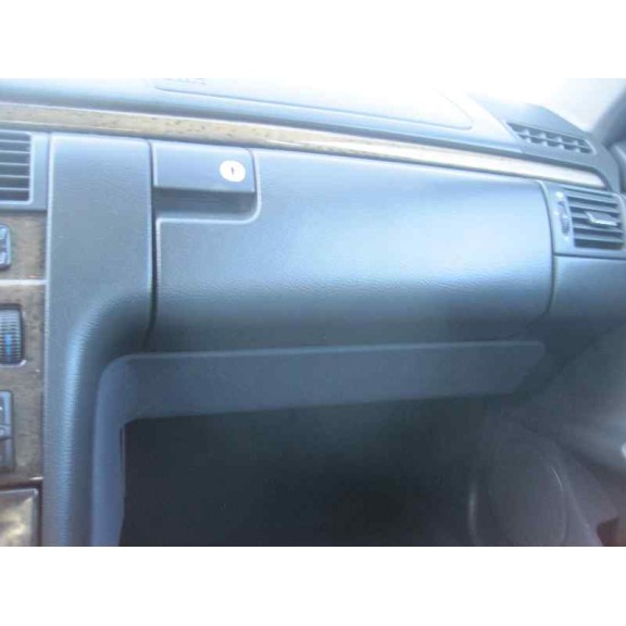 mercedes-benz clase e (w210) berlina diesel del año 2000