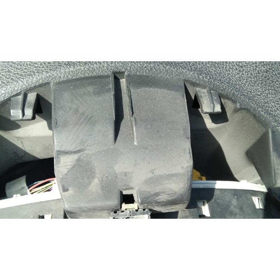 peugeot 206 berlina del año 2001