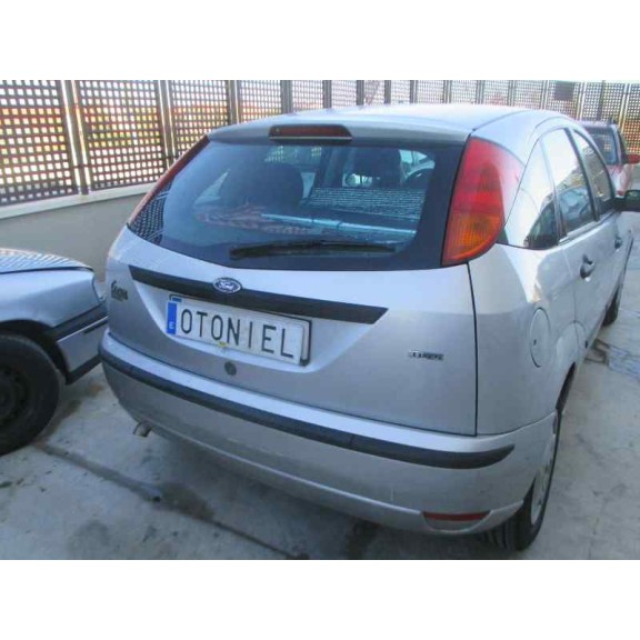 ford focus berlina (cak) del año 2003
