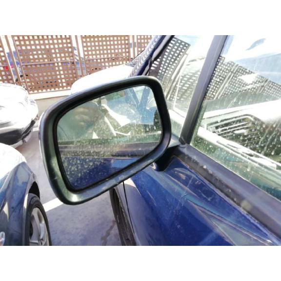 peugeot 807 del año 2003