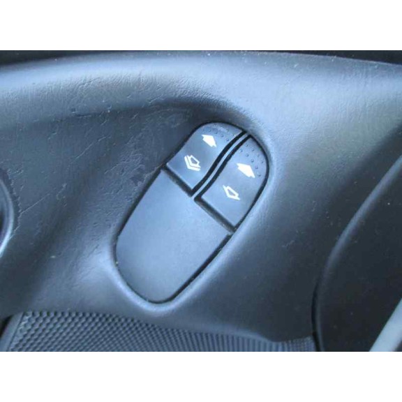 ford focus berlina (cak) del año 2003