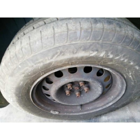 peugeot 807 del año 2003