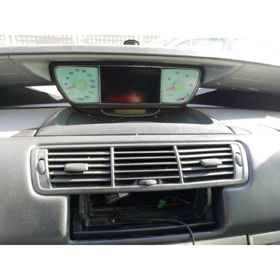 peugeot 807 del año 2003