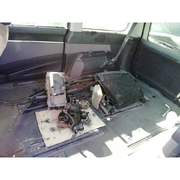 peugeot 807 del año 2003