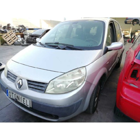 renault scenic ii del año 2005