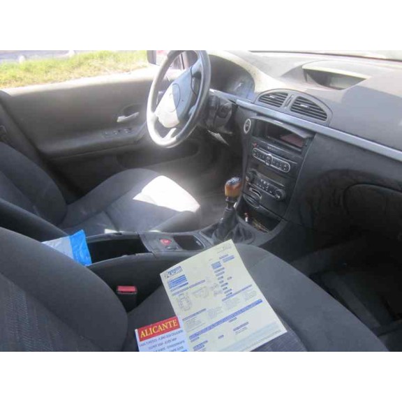 renault laguna ii (bg0) del año 2006