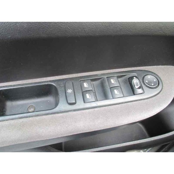 peugeot 307 (s1) del año 2001