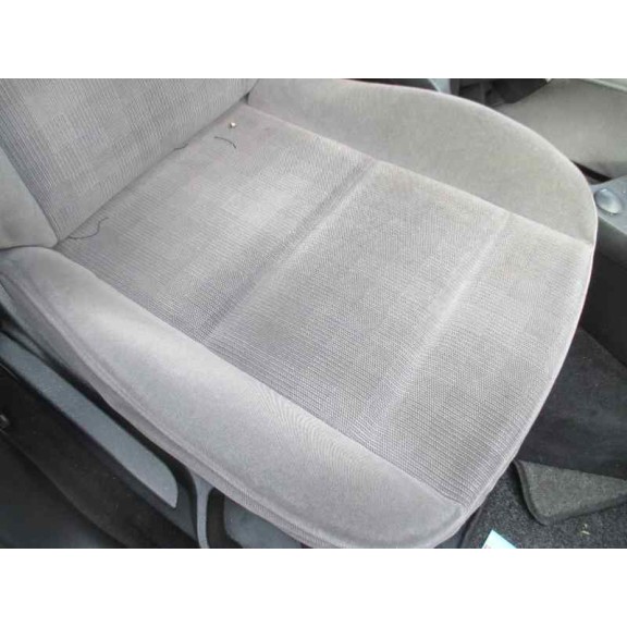 peugeot 307 (s1) del año 2001