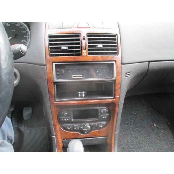 peugeot 307 (s1) del año 2001