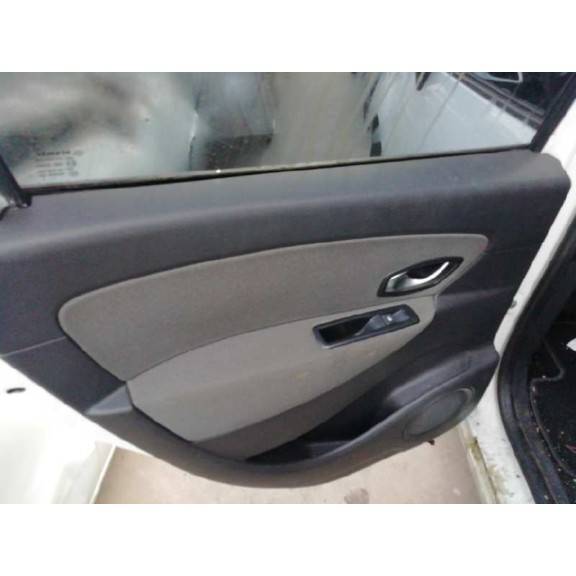 renault scenic iii del año 2011