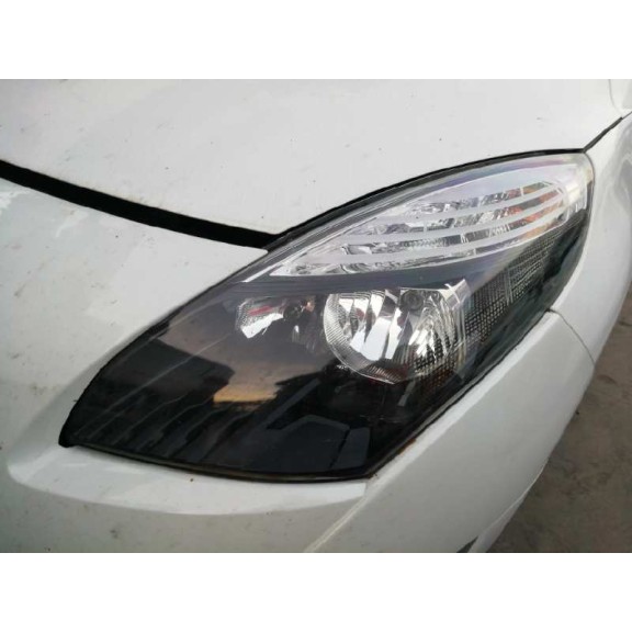 renault scenic iii del año 2011