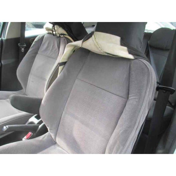 peugeot 307 (s1) del año 2001