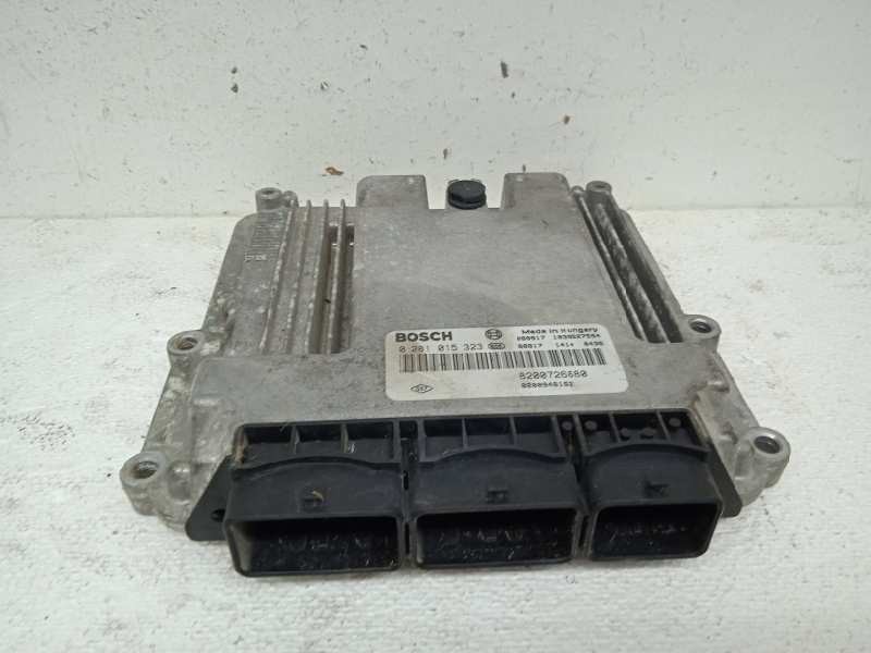 Recambio de centralita motor uce para renault laguna coupe gt referencia OEM IAM 8200726880 0281015323 