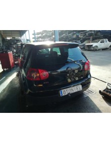 volkswagen golf v berlina (1k1) del año 2006