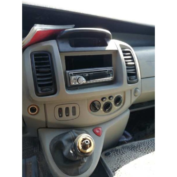 opel vivaro del año 2003