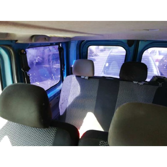 opel vivaro del año 2003