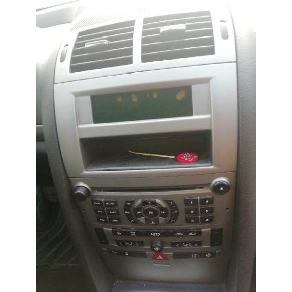 peugeot 407 del año 2004