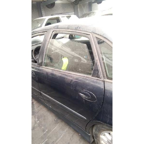 citroën c5 berlina del año 2001