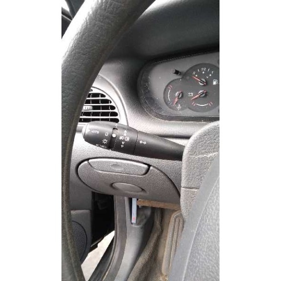 citroën c5 berlina del año 2001