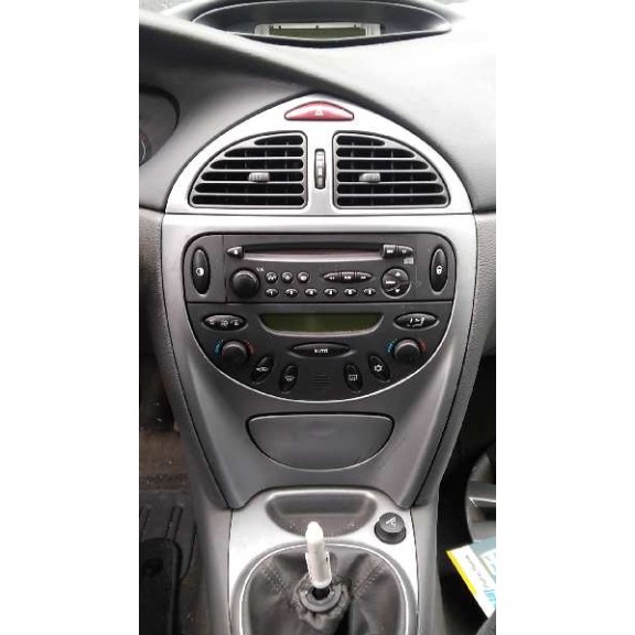 citroën c5 berlina del año 2001