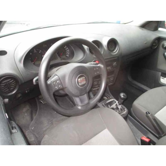 seat ibiza (6l1) del año 2005