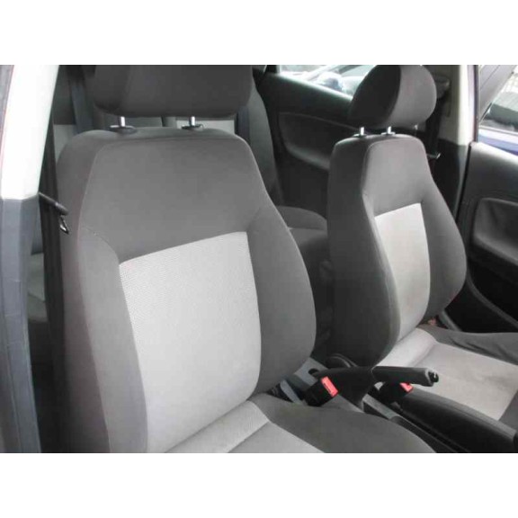 seat ibiza (6l1) del año 2005