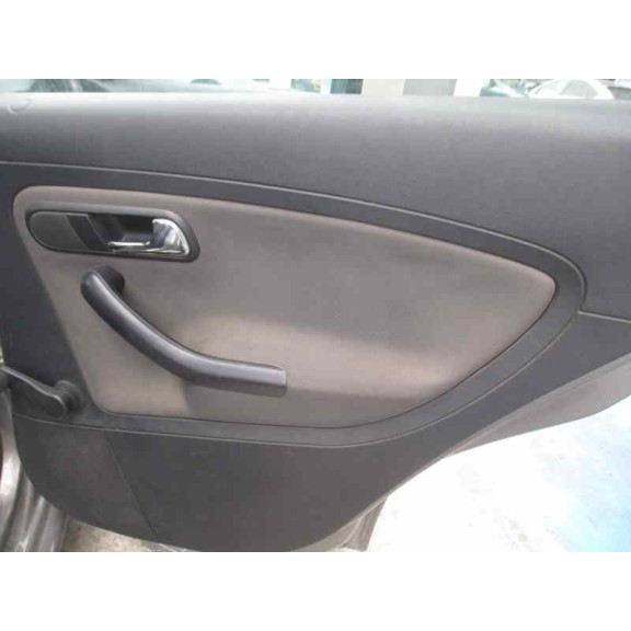 seat ibiza (6l1) del año 2005