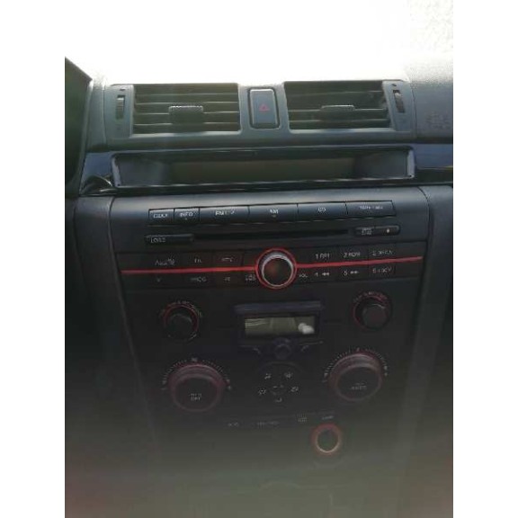 mazda 3 berlina (bk) del año 2004