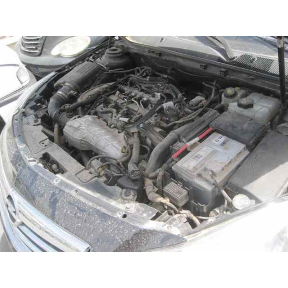 opel insignia berlina del año 2011