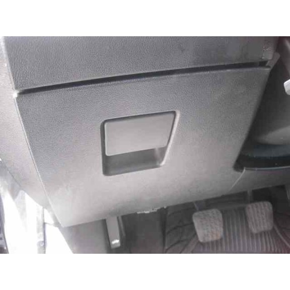 opel insignia berlina del año 2011