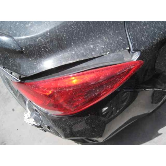 opel insignia berlina del año 2011