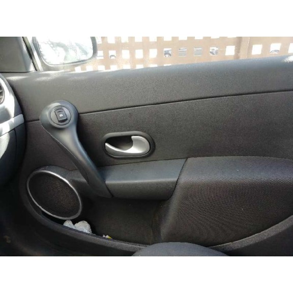 renault clio iii del año 2005