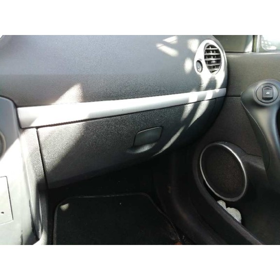 renault clio iii del año 2005