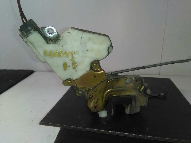 Recambio de cerradura puerta delantera derecha para nissan vanette cargo vanette cargo caja cerrada referencia OEM IAM   2 PINS