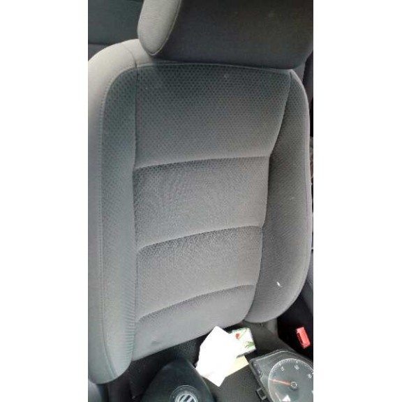 volkswagen golf v berlina (1k1) del año 2008