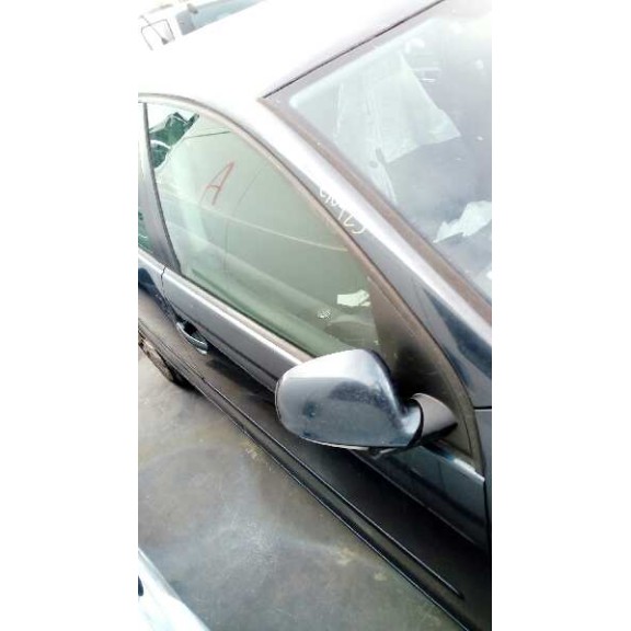 volkswagen golf v berlina (1k1) del año 2008