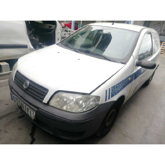 fiat punto berlina (188) del año 2005