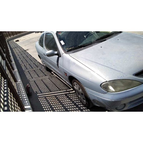 renault megane i fase 2 berlina (ba0) del año 2001