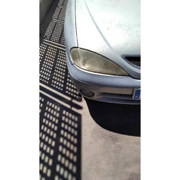 renault megane i fase 2 berlina (ba0) del año 2001