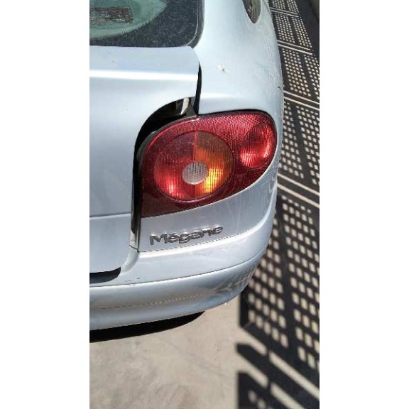 renault megane i fase 2 berlina (ba0) del año 2001