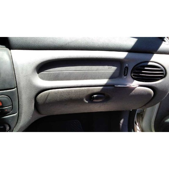 renault megane i fase 2 berlina (ba0) del año 2001