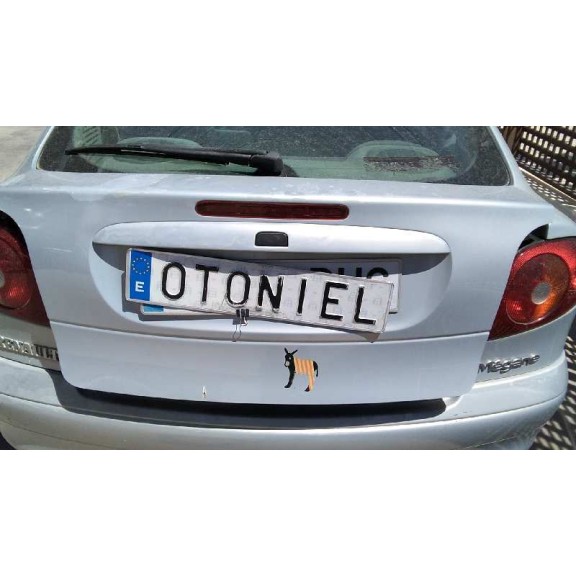 renault megane i fase 2 berlina (ba0) del año 2001