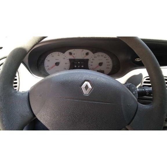 renault megane i fase 2 berlina (ba0) del año 2001